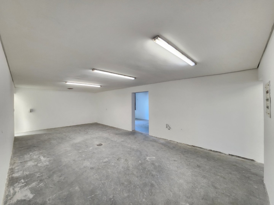 To Let commercial Property for Rent in Somerset West Western Cape